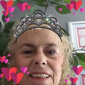 Meet your Posher, Paula